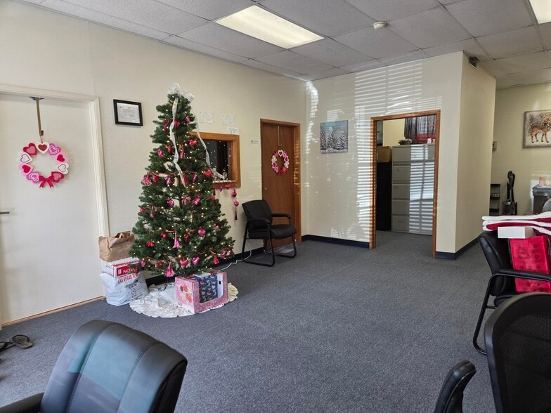 3-3204 Kuhio Hwy, Lihue, HI for sale - Building Photo - Image 2 of 6
