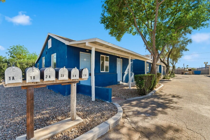 1545 W Roosevelt St, Phoenix, AZ à vendre - Photo du bâtiment - Image 2 de 6