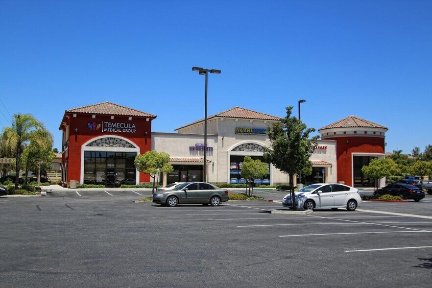 Margarita Rd, Temecula, CA à louer - Photo du bâtiment - Image 2 de 5