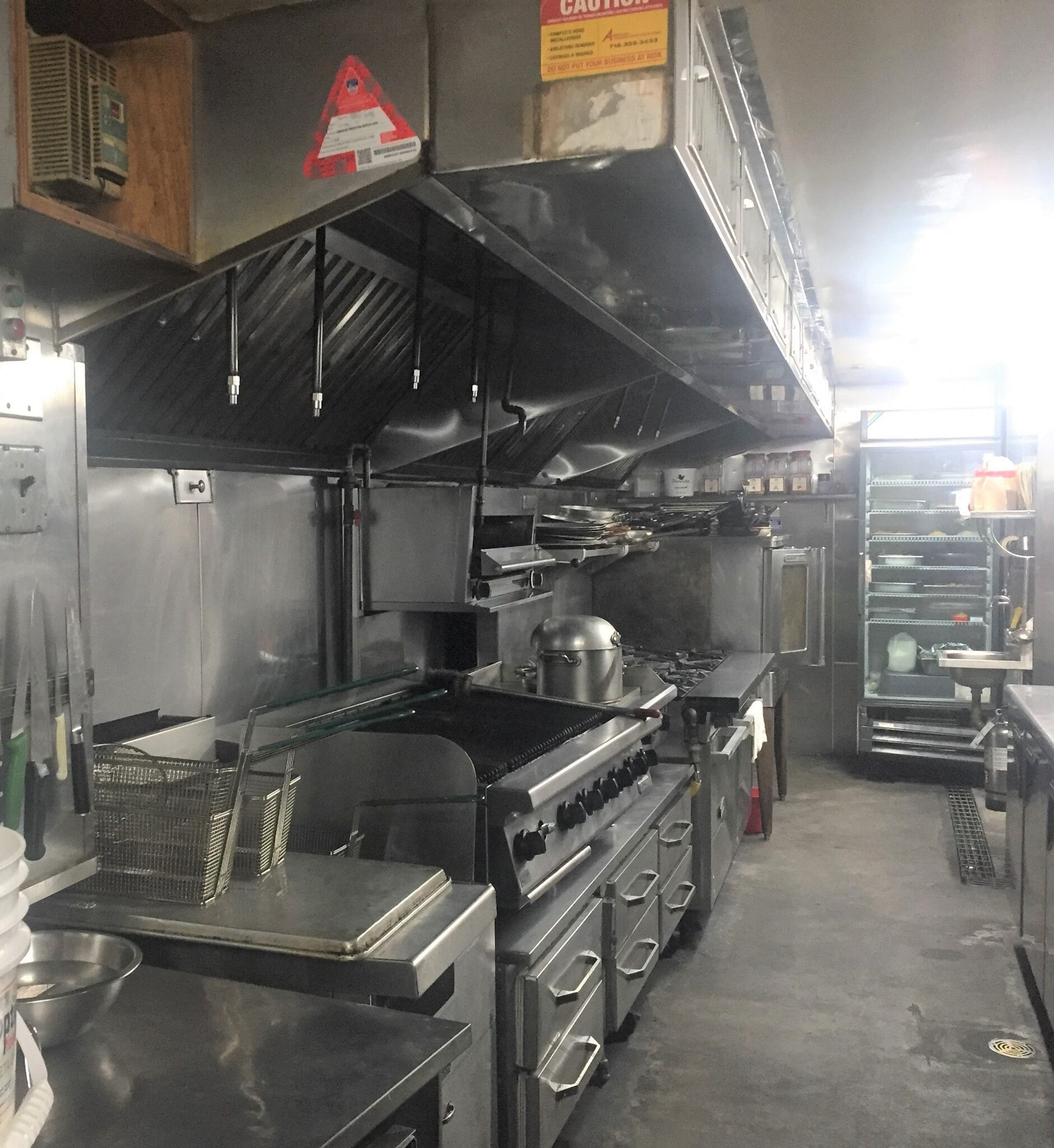 84 7th Ave, Brooklyn, NY for lease Interior Photo- Image 1 of 22