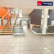 Office in Aix-en-Provence for lease Interior Photo- Image 2 of 4