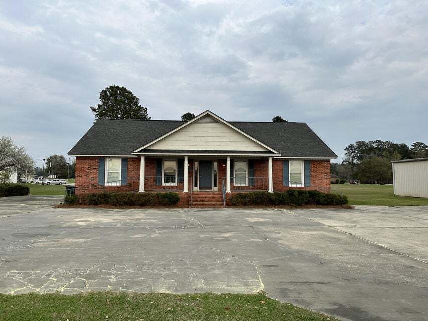 409 Martin Luther King Ave, Kingstree, SC à vendre Photo principale- Image 1 de 8