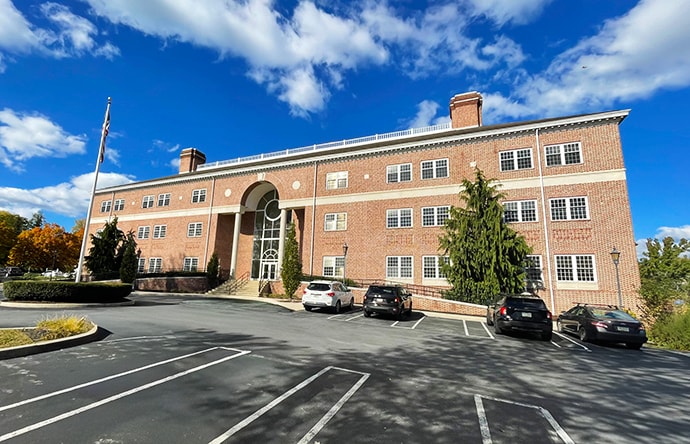 4242 Carlisle Pike, Camp Hill, PA for lease - Building Photo - Image 2 of 12