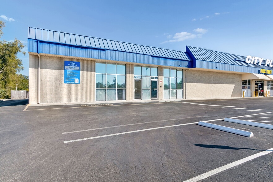 7400 US Highway 19, New Port Richey, FL for lease - Building Photo - Image 1 of 14