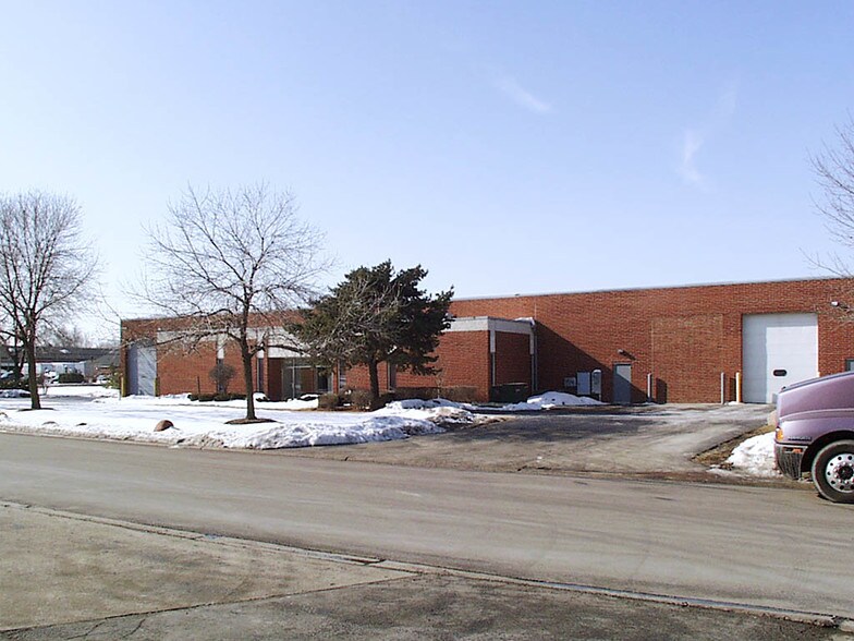 5404-5446 Dansher Rd, Countryside, IL à louer - Photo du bâtiment - Image 2 de 13