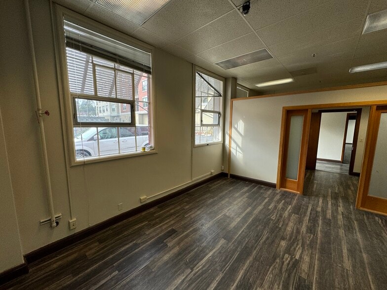 1543 Pacific Ave, Santa Cruz, CA for lease - Building Photo - Image 3 of 16