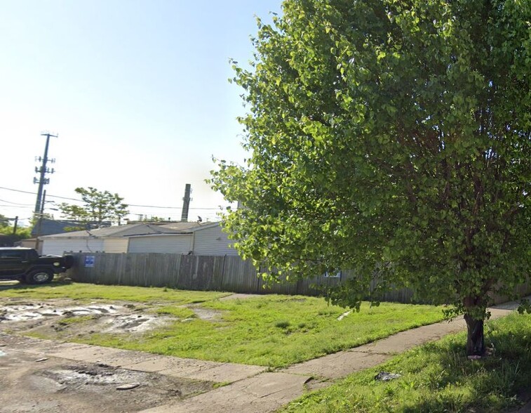 1927 N Leclaire Ave, Chicago, IL for sale - Primary Photo - Image 1 of 4