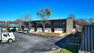 Plus de détails pour 2321 4th St, Tucker, GA - Bureau/Commerce de détail à louer