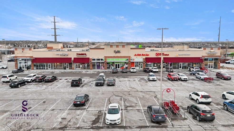 3900 Yankee Hill Rd, Lincoln, NE for lease - Building Photo - Image 2 of 7
