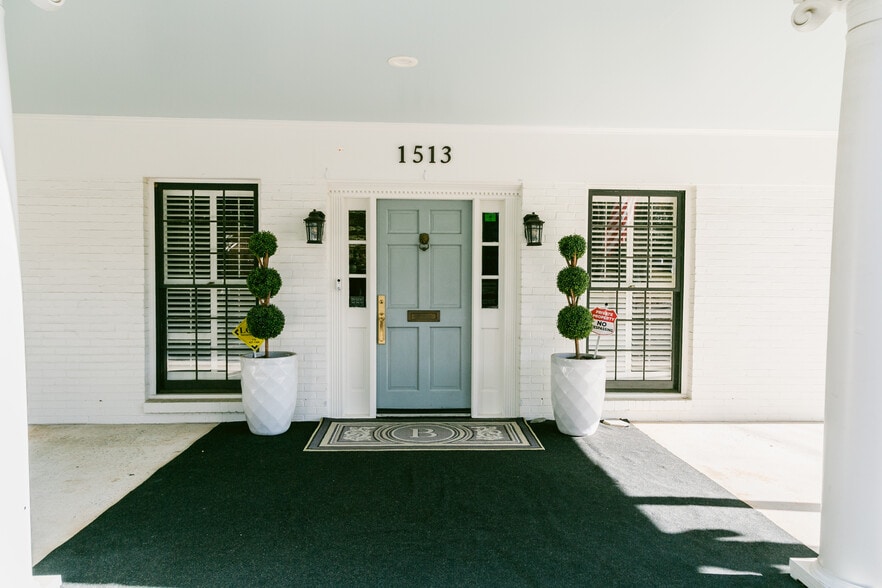 1513 Oak Grove Rd, Decatur, GA for sale - Building Photo - Image 3 of 28