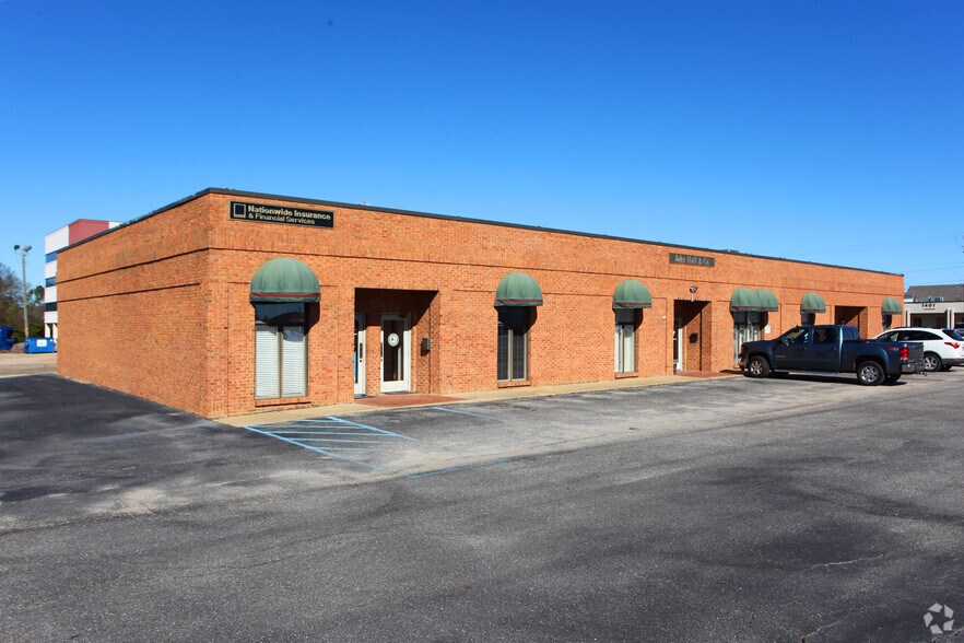 4165 Carmichael Rd, Montgomery, AL for lease - Primary Photo - Image 2 of 4