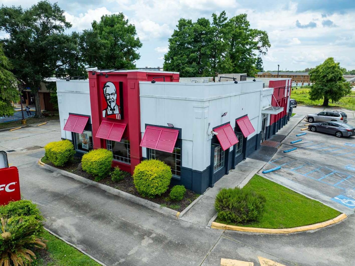 3663 Gen De Gaulle Dr, New Orleans, LA à vendre Photo du bâtiment- Image 1 de 1