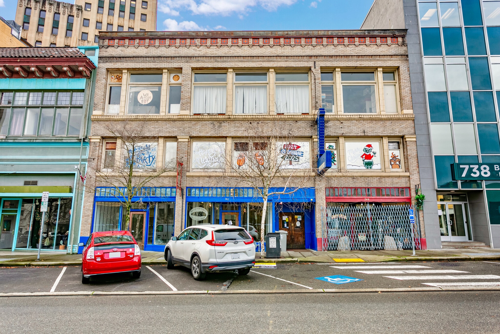 740-744 Broadway, Tacoma, WA for lease Building Photo- Image 1 of 6
