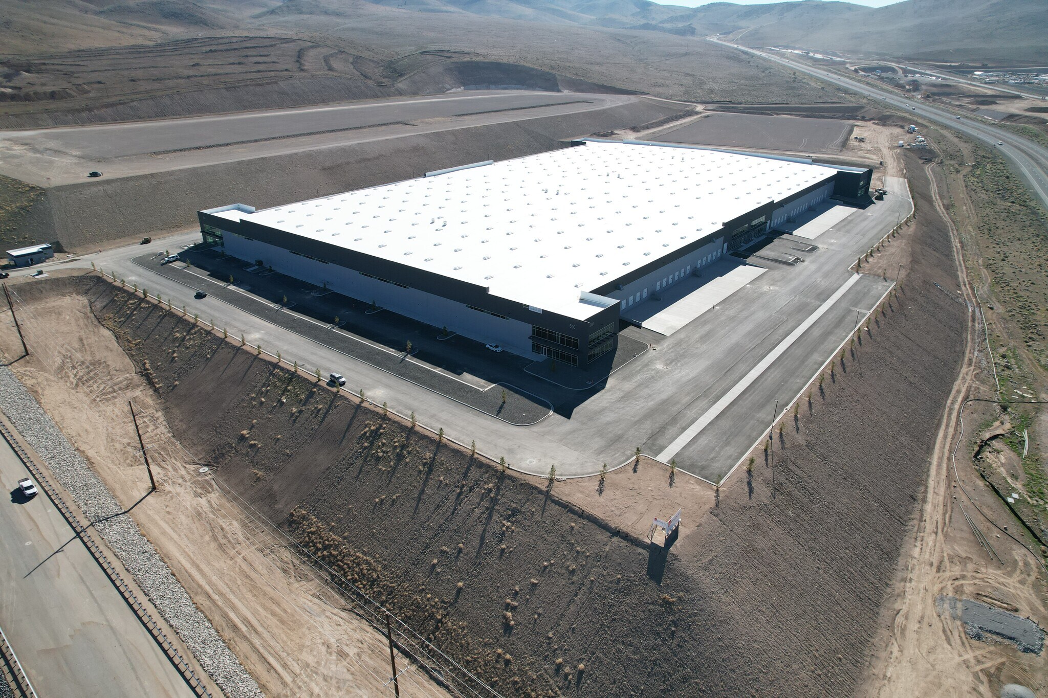 Comstock Commerce Center, Sparks, NV à louer Photo principale- Image 1 de 6