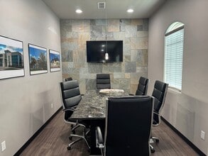 411 W Danieldale Rd, Duncanville, TX à louer Photo intérieure- Image 2 de 4