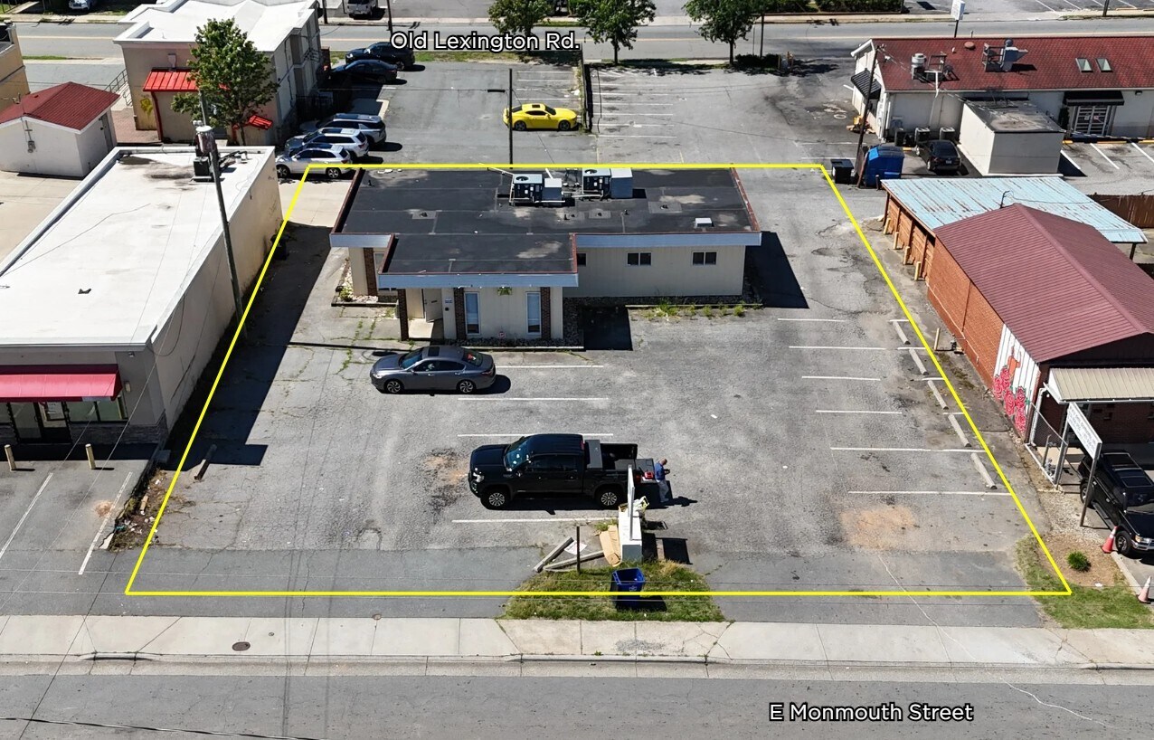 620 Monmouth St, Winston-Salem, NC à louer Photo du bâtiment- Image 1 de 8