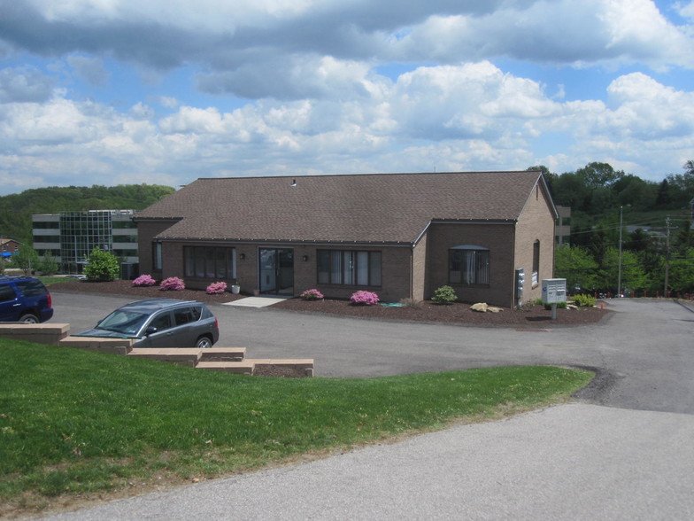 2559 Brandt School Rd, Wexford, PA for lease - Primary Photo - Image 1 of 7