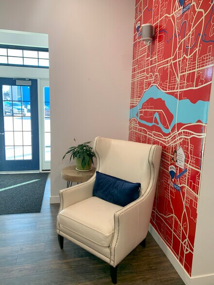 900 36th Ave, Moline, IL à louer - Photo du bâtiment - Image 3 de 5