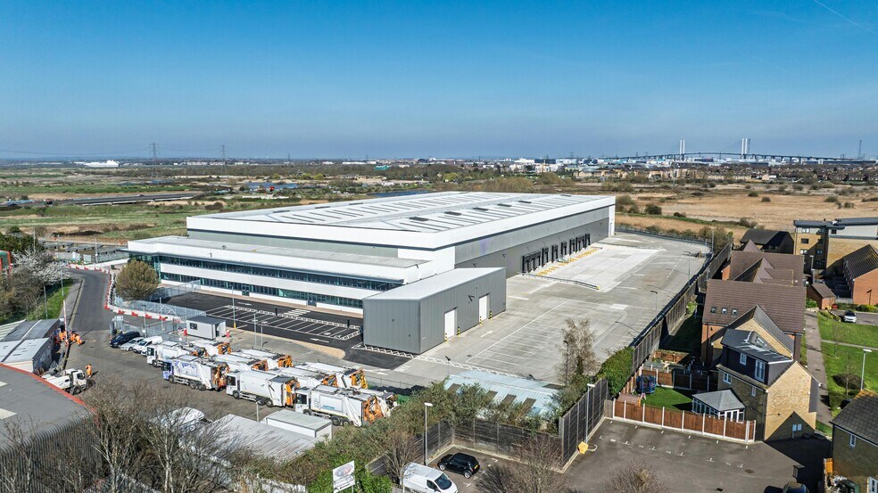 Orbital E, Dartford à louer - Photo du bâtiment - Image 1 de 22