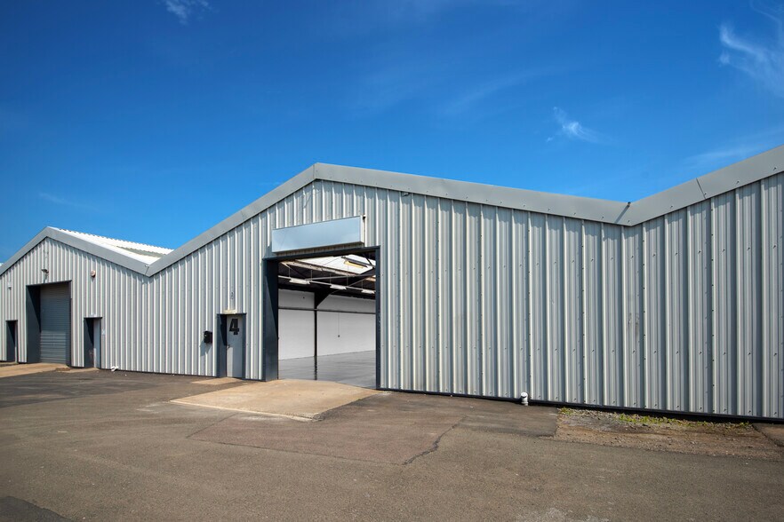 Flemington Rd, Glenrothes à louer - Photo du bâtiment - Image 1 de 30