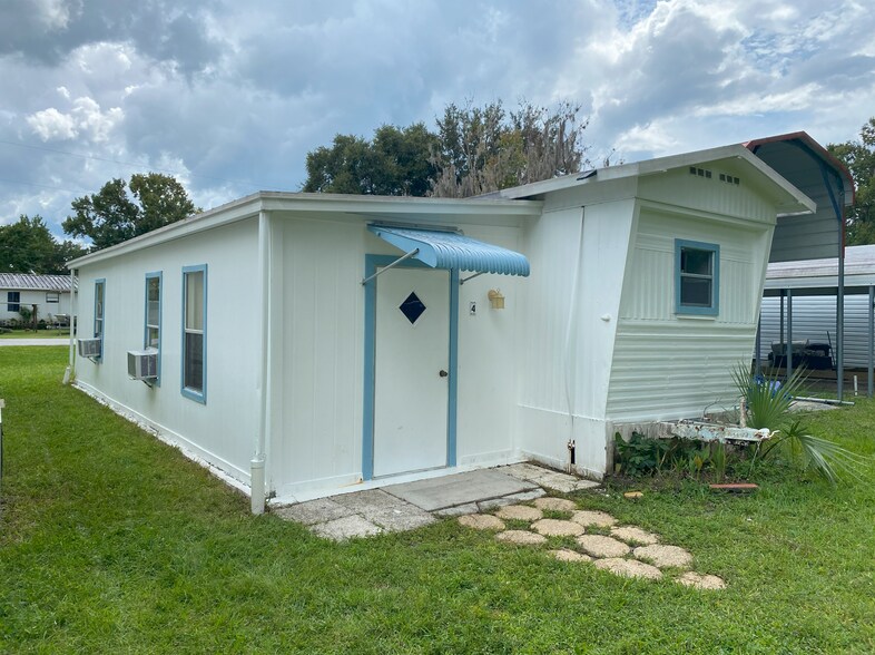 8400 W Miss Maggie Dr, Homosassa, FL à vendre - Photo du bâtiment - Image 3 de 7