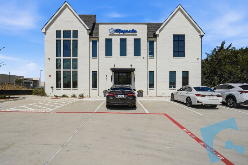860 S Village Center Dr, Southlake, TX à louer Photo du bâtiment- Image 1 de 23