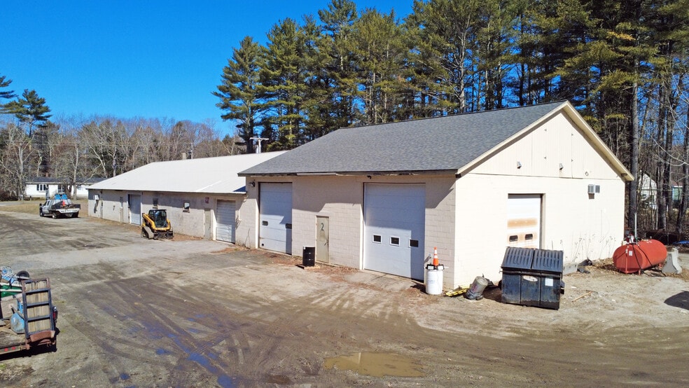 220 Lewiston Rd, Gray, ME à vendre - Photo du bâtiment - Image 3 de 4