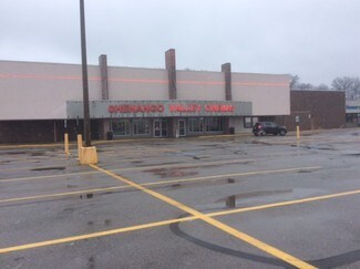 Plus de détails pour E State St, Hermitage, PA - Commerce de détail à louer