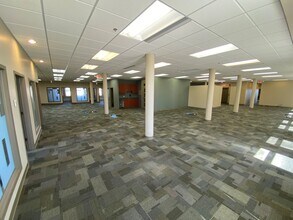 222 Main St, Racine, WI for lease Interior Photo- Image 1 of 7