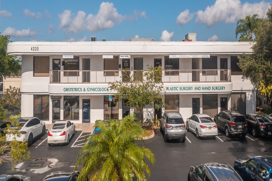 4330 Sheridan St, Hollywood, FL for sale - Building Photo - Image 2 of 13