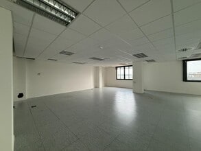 Bureau dans L'Hospitalet de Llobregat, Barcelona à louer Photo intérieure- Image 1 de 11
