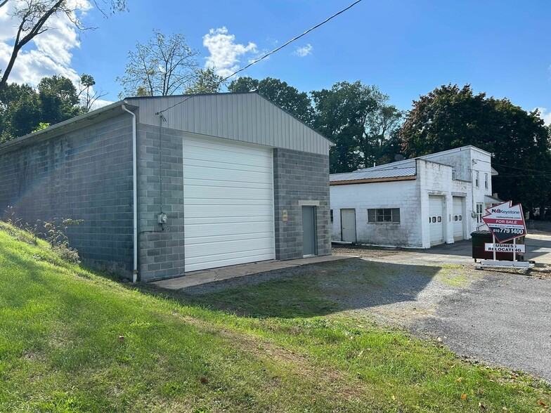 1500 Mount Laurel Rd, Temple, PA à vendre - Photo principale - Image 1 de 17