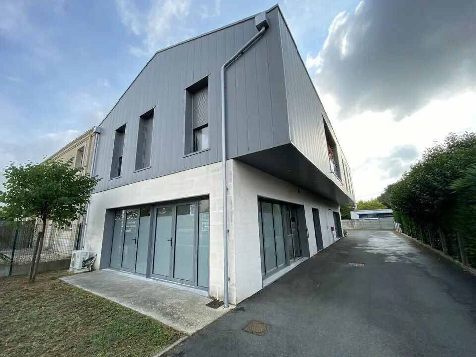 Retail in Mérignac for sale Building Photo- Image 1 of 6