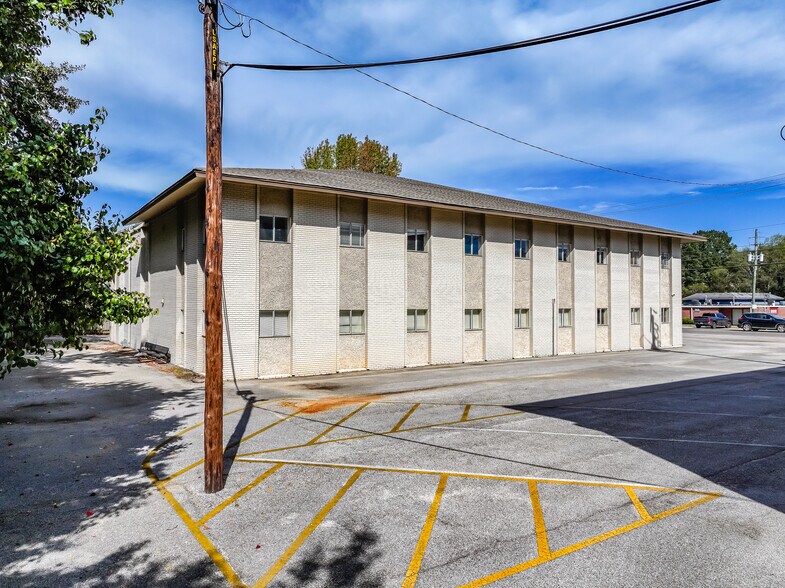 101 Coliseum Blvd, Montgomery, AL à vendre - Photo du bâtiment - Image 2 de 11