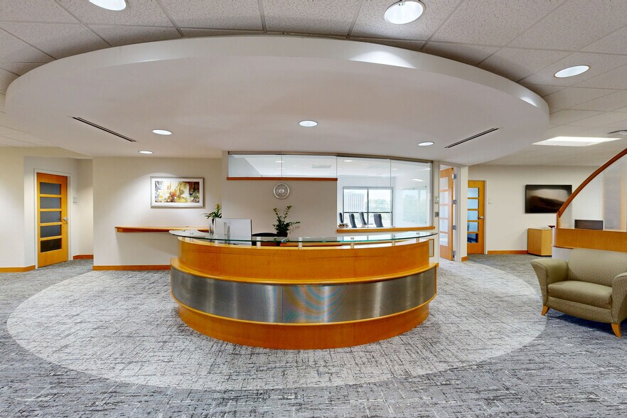 6135 Park South Dr, Charlotte, NC à louer - Numérisation 3D de Matterport - Image 3 de 26