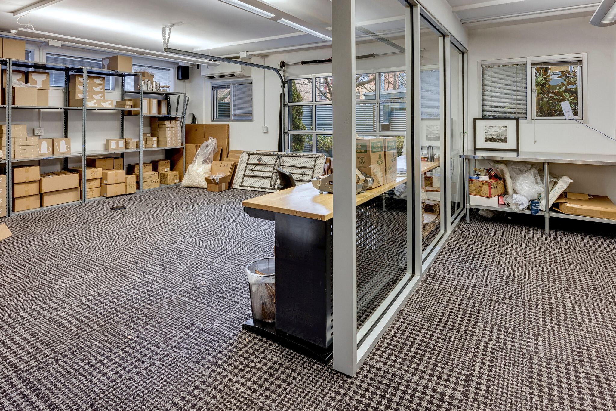 921 Aurora Ave N, Seattle, WA à vendre Photo du bâtiment- Image 1 de 5