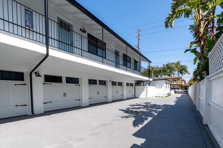 2420 Grant Ave, Redondo Beach, CA à vendre - Photo du bâtiment - Image 2 de 78