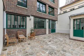 Office in Paris for lease Building Photo- Image 1 of 11