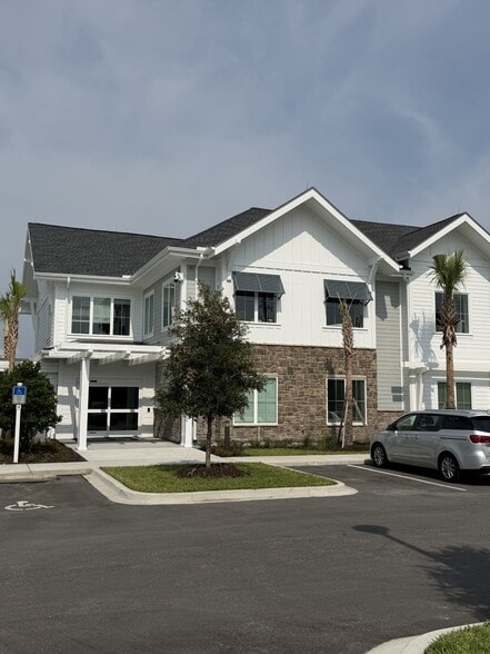 31 Birnam Oak Dr, Ponte Vedra Beach, FL for lease - Building Photo - Image 1 of 7