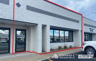 Plus de détails pour 12100 Snow Rd, Parma, OH - Bureau à vendre