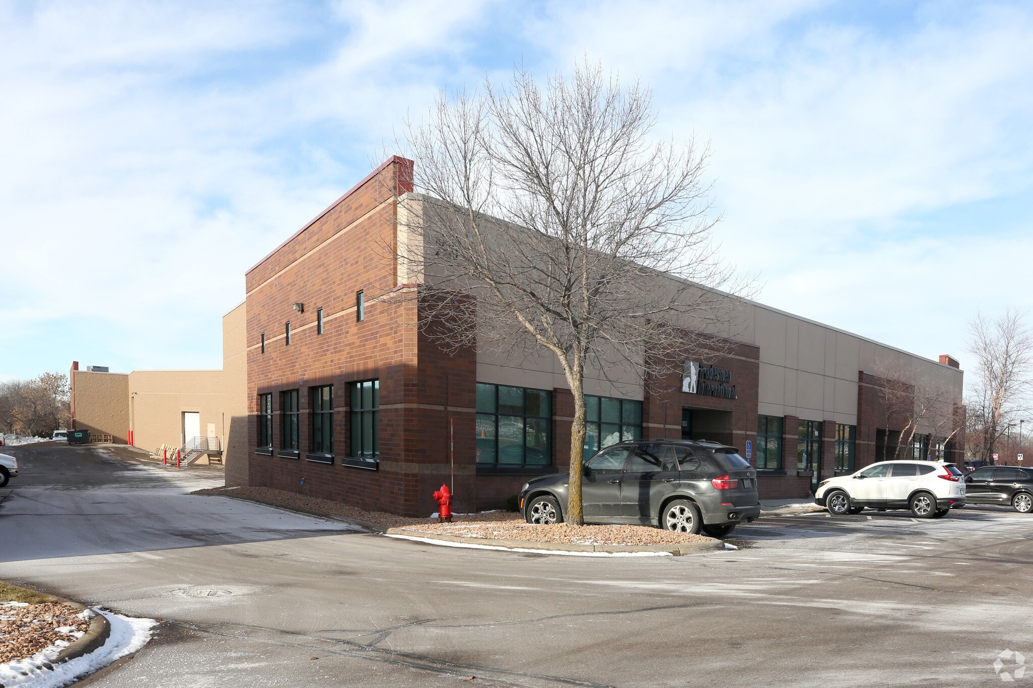 2930 Waters Rd, Eagan, MN for lease Primary Photo- Image 1 of 6