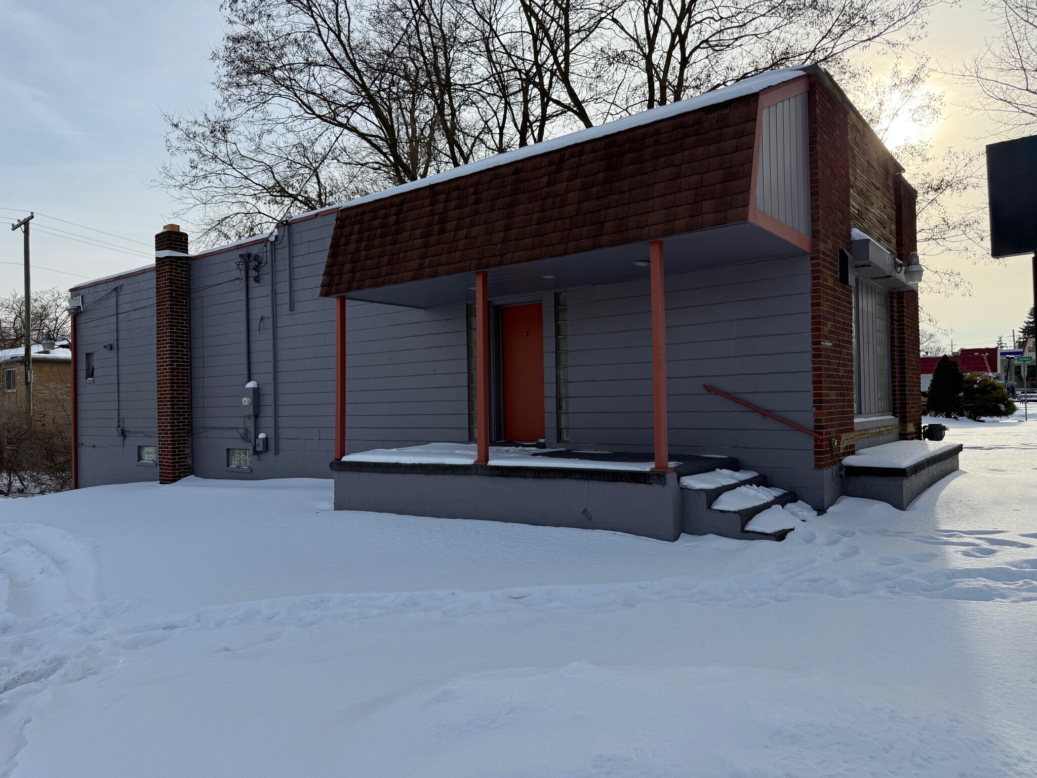 595 Orchard Lake Rd, Pontiac, MI for sale Primary Photo- Image 1 of 12