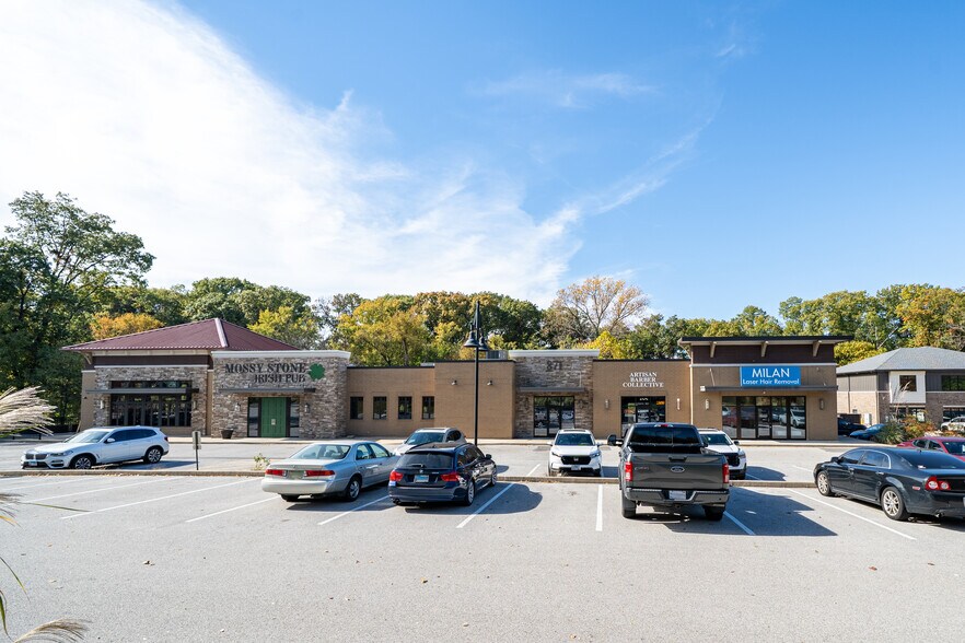 921 S Arbor Vitae, Edwardsville, IL à louer - Photo du bâtiment - Image 3 de 8