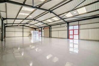 Wilthorpe Road, Barnsley for lease Interior Photo- Image 2 of 2