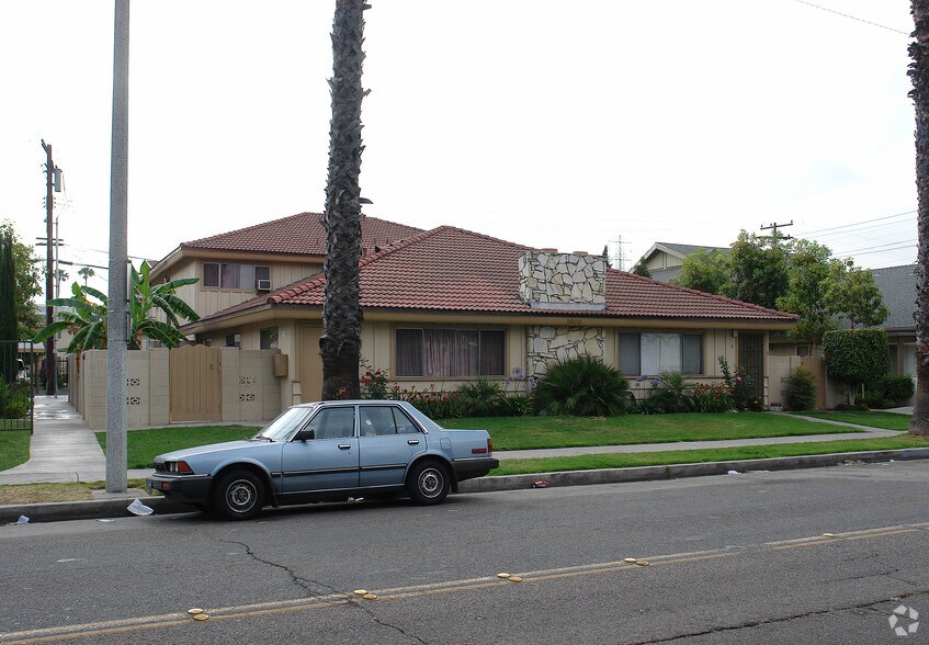 1606 S 9th St, Anaheim, CA for sale - Building Photo - Image 2 of 2