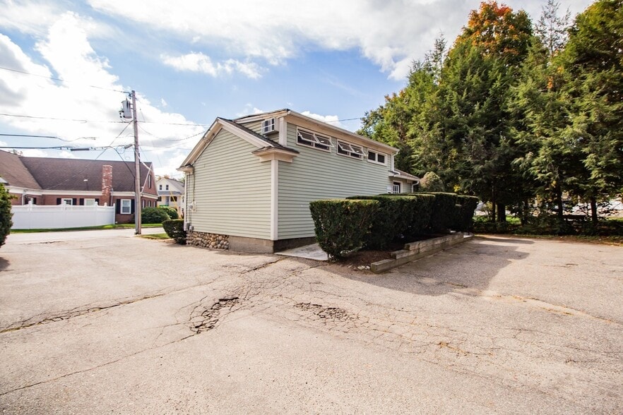 4 Boyden Rd, Holden, MA for sale - Building Photo - Image 2 of 31