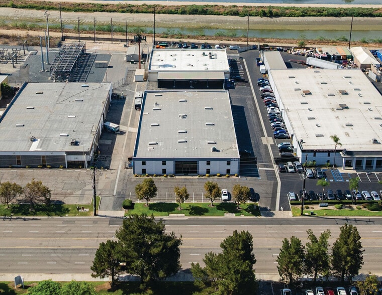 4940 E La Palma Ave, Anaheim, CA for lease - Building Photo - Image 2 of 11