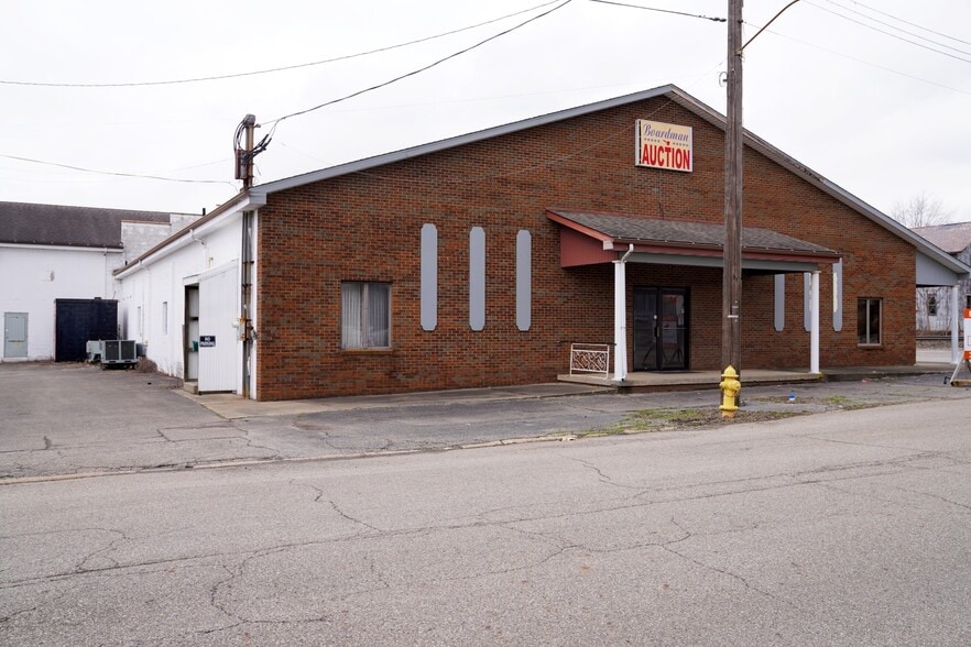 16 Madison St, Leetonia, OH for lease - Building Photo - Image 2 of 15