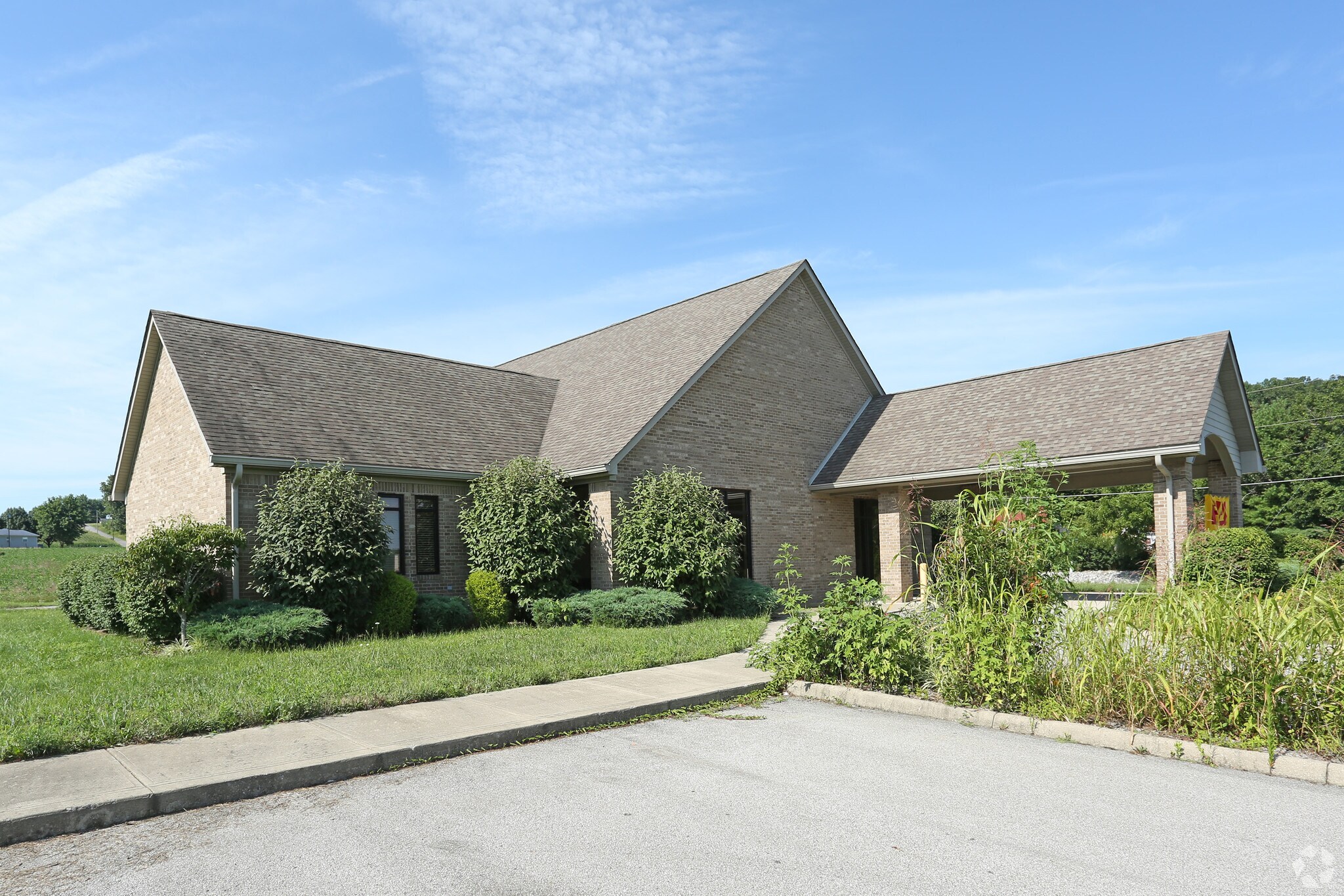 7820 S Voyles Rd, Pekin, IN for lease Primary Photo- Image 1 of 7
