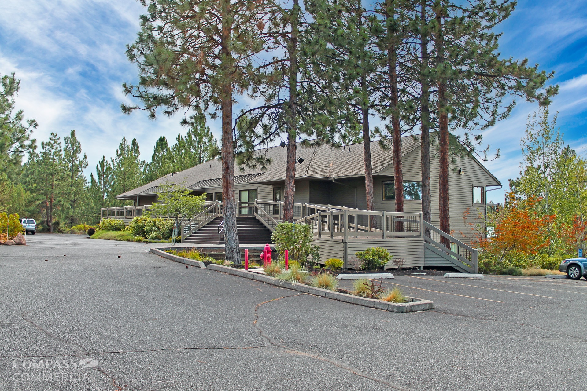 19800-19875 Village Office Ct, Bend, OR for lease Building Photo- Image 1 of 4